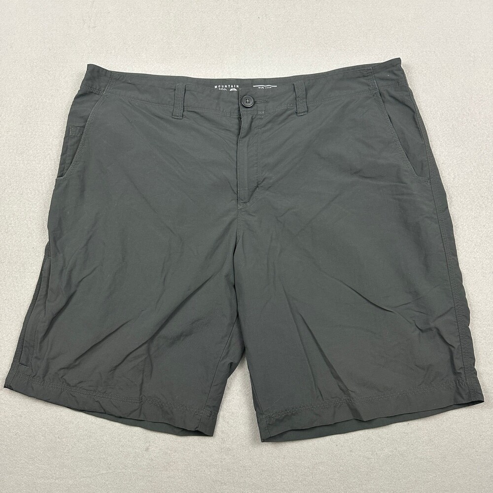 Mountain Hardwear Shorts Men Size 38 Gray Hiking Outdoor Cargo Trail Nylon